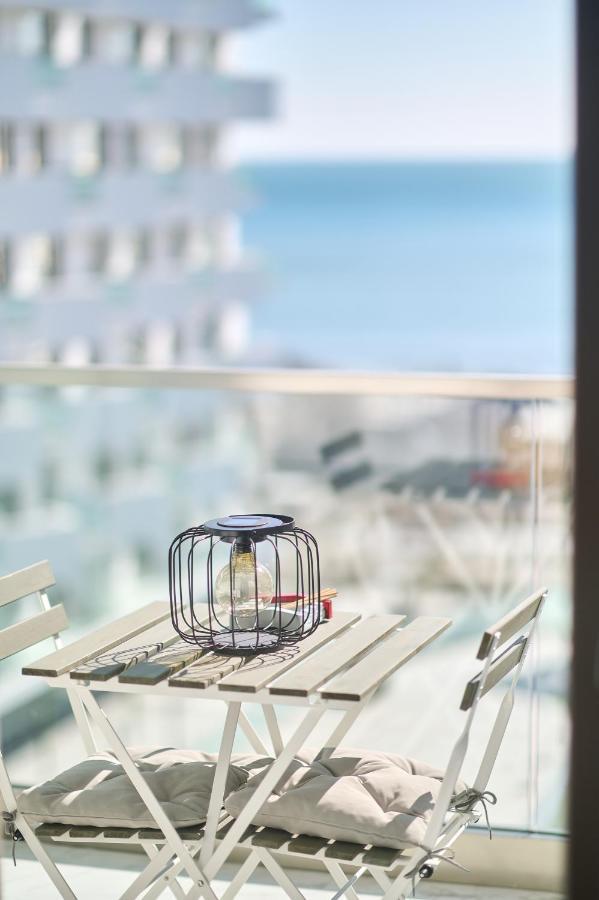 Studio Cornelia Seaview Spa&Pool In Infinity Beach Resort Mamaia Kültér fotó