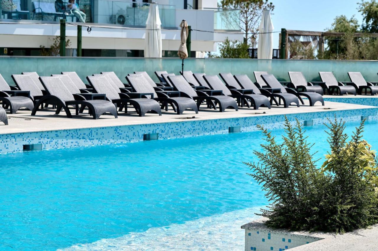 Studio Cornelia Seaview Spa&Pool In Infinity Beach Resort Mamaia Kültér fotó